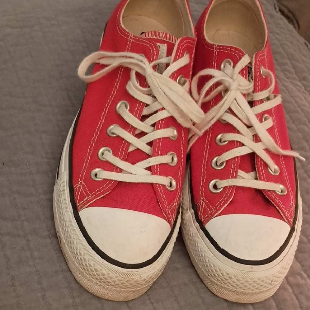 Converse Platform Vibrant Red and White Athletic Shoes